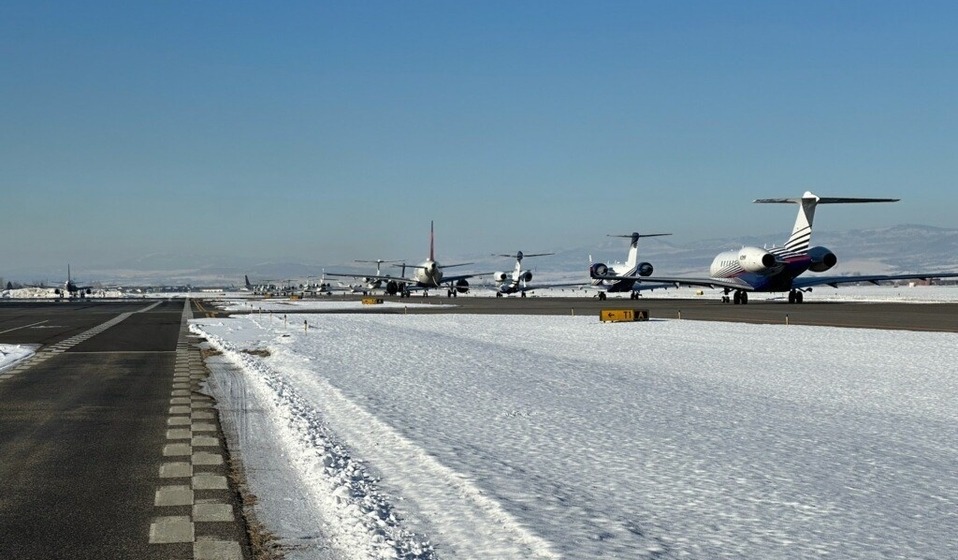 Airplane traffic jam on tarmac 